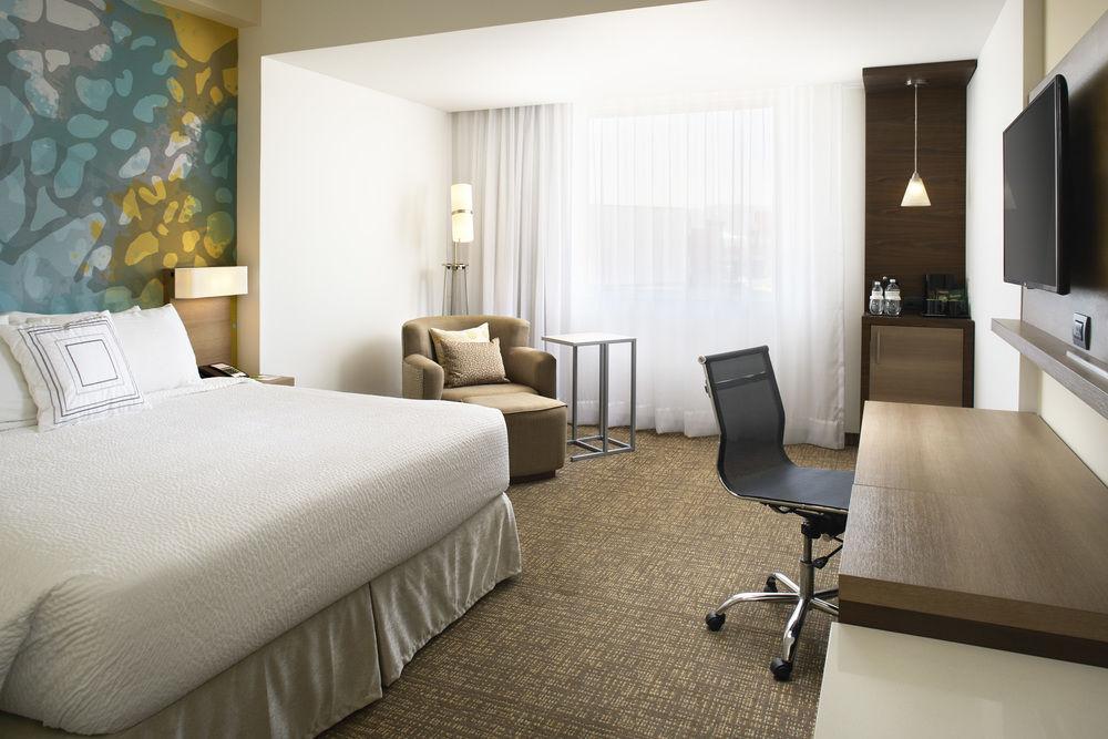 Courtyard By Marriott Hermosillo Extérieur photo