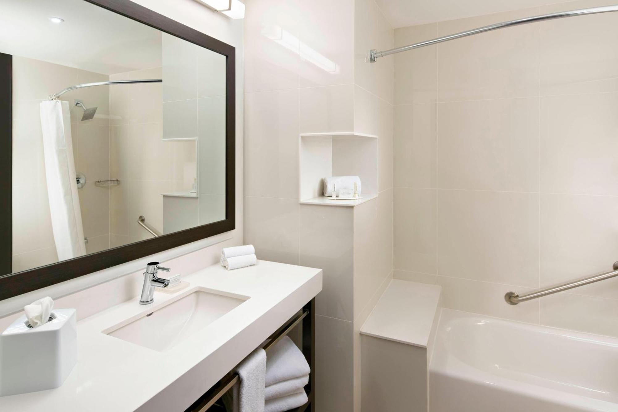 Courtyard By Marriott Hermosillo Extérieur photo
