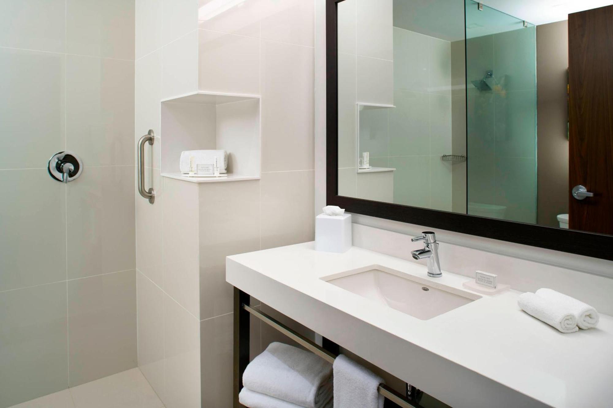 Courtyard By Marriott Hermosillo Extérieur photo